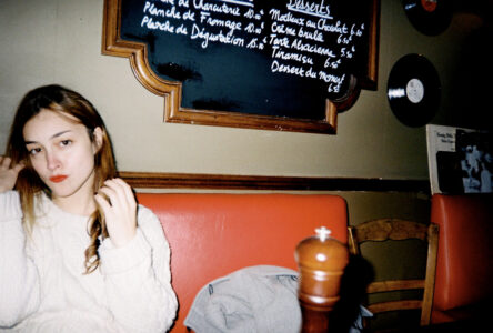 Russian Red_Lourdes_27_thumb