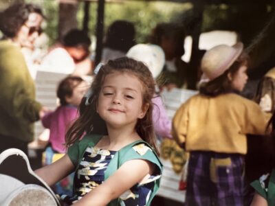 Russian Red_Lourdes_29_thumb